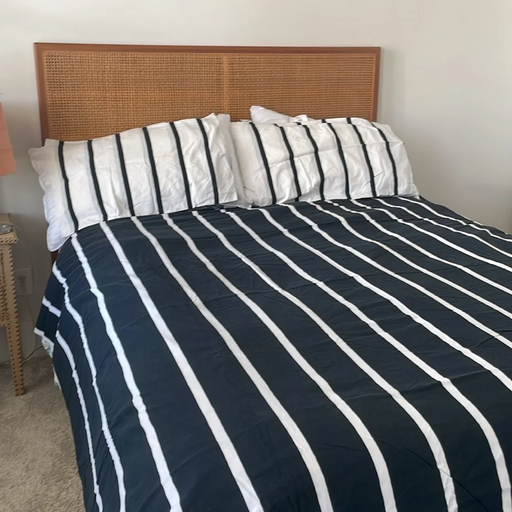 Queen size stripe comforter cover
